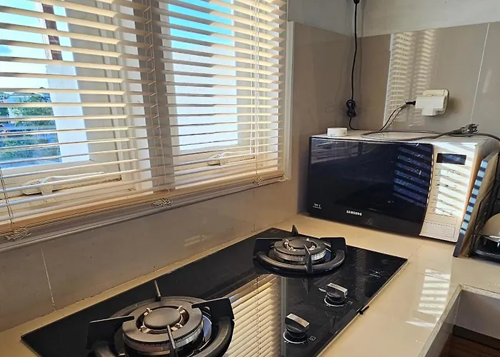 Kanaka Stylish With Bathtub Appartement