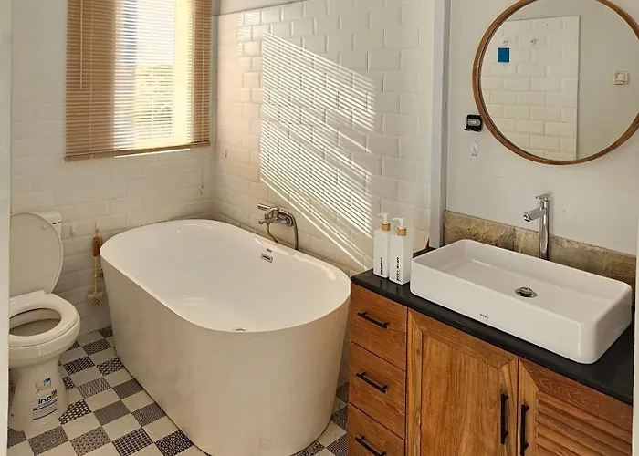 Appartement Kanaka Stylish With Bathtub
